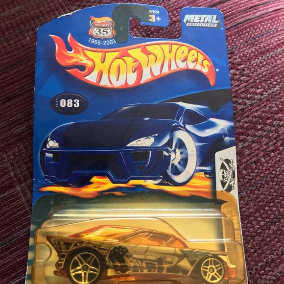 HOTWHEEL METAL COLLECTION ORANGE TOY CAR - Picture 2 of 6